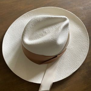 Freya Women's Gardenia Hat